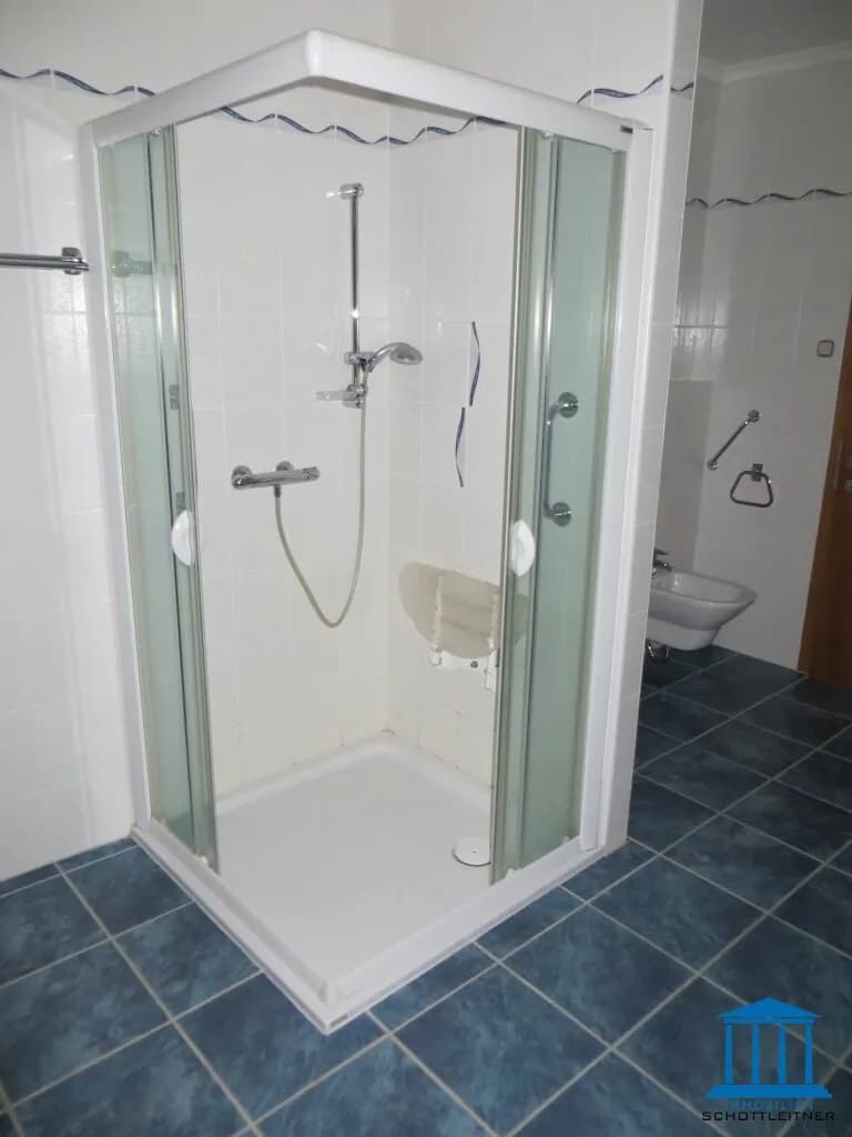 Haus kaufen in Neunkirchen – 650 m², € 590.000 – Bild 31 von 35