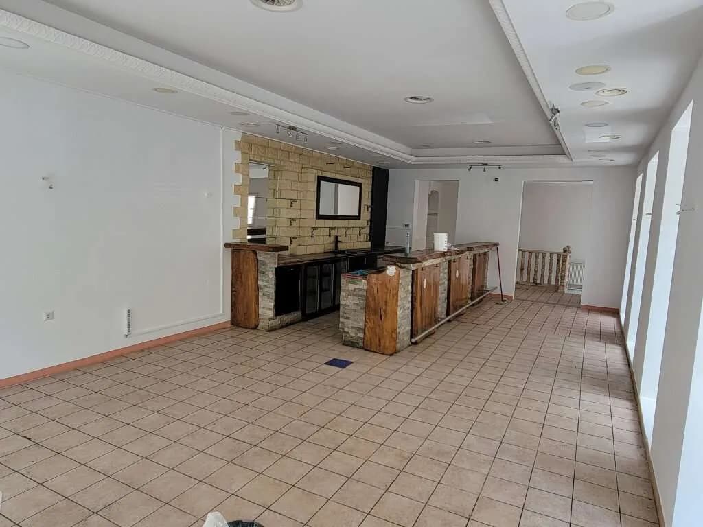 4-Zimmer-Gewerbeimmobilie mieten in Wien – 200 m², € 1.915 – Bild 5 von 17