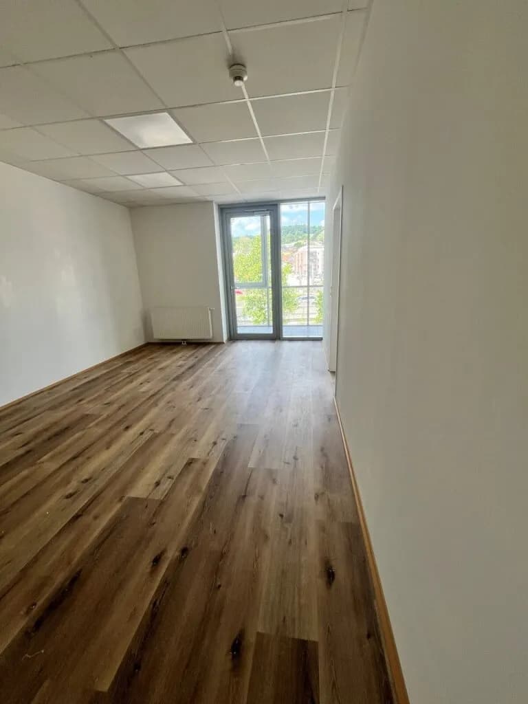 1-Zimmer-Gewerbeimmobilie mieten in Urfahr-Umgebung – 105 m², € 1.503 – Bild 5 von 9