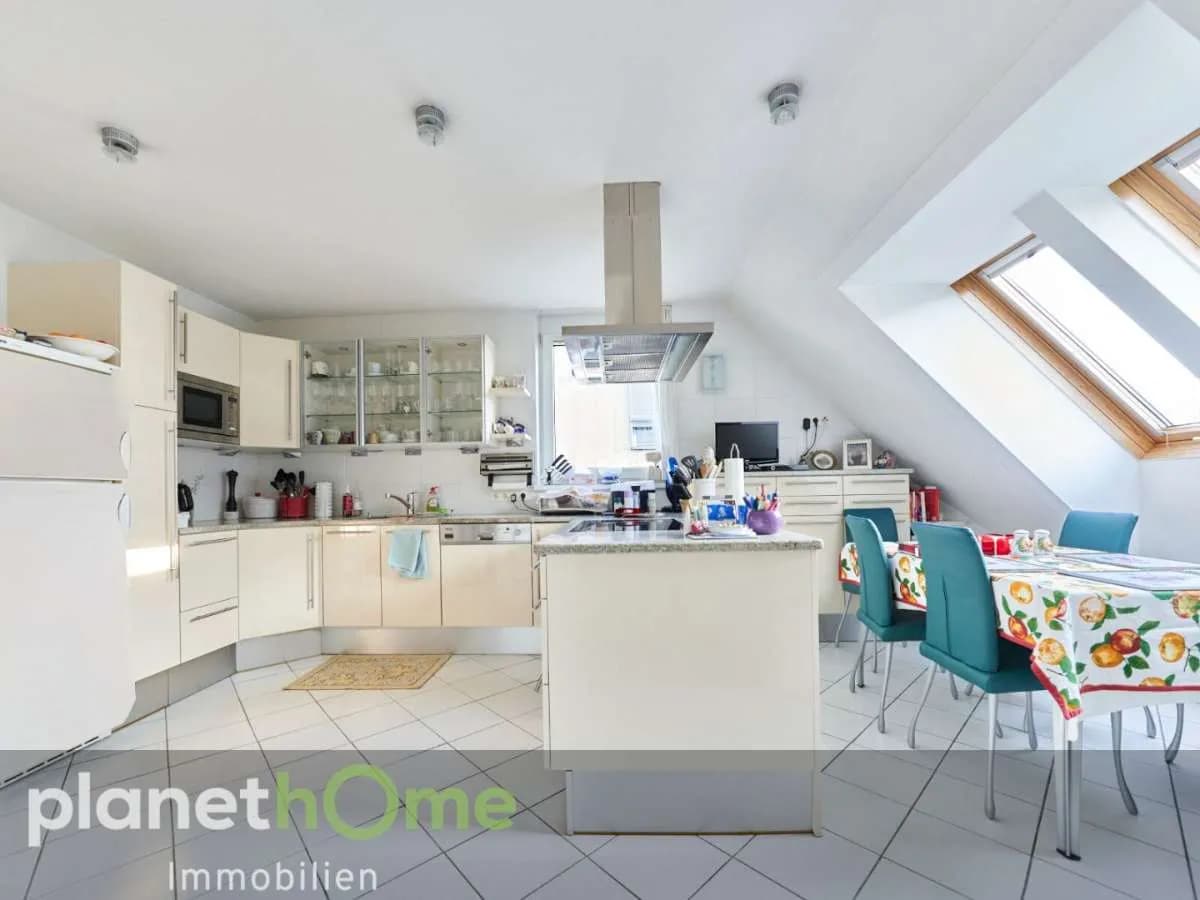 5-Zimmer-Wohnung kaufen in Wien – 214 m², € 990.000 – Bild 2 von 17