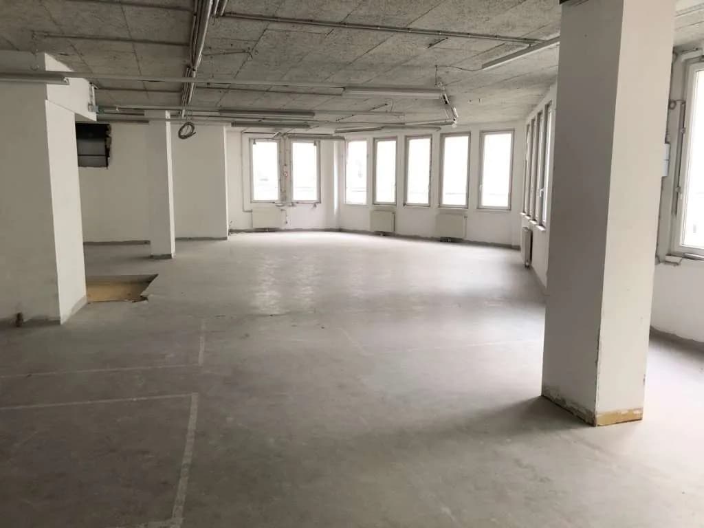 Gewerbeimmobilie mieten in Wien – € 8