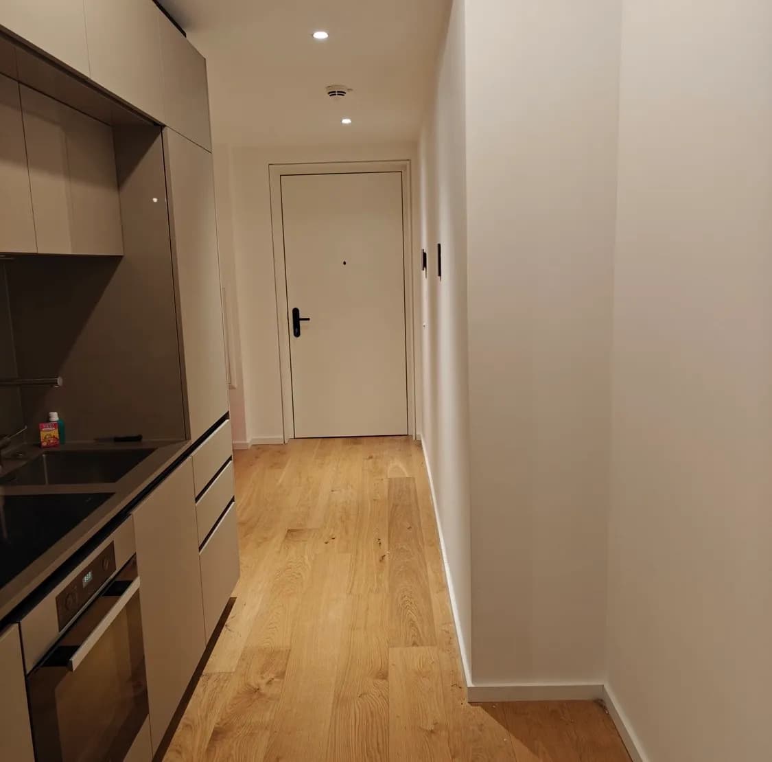 1-Zimmer-Wohnung mieten in Wien – 34 m², € 1.800 – Bild 3 von 6