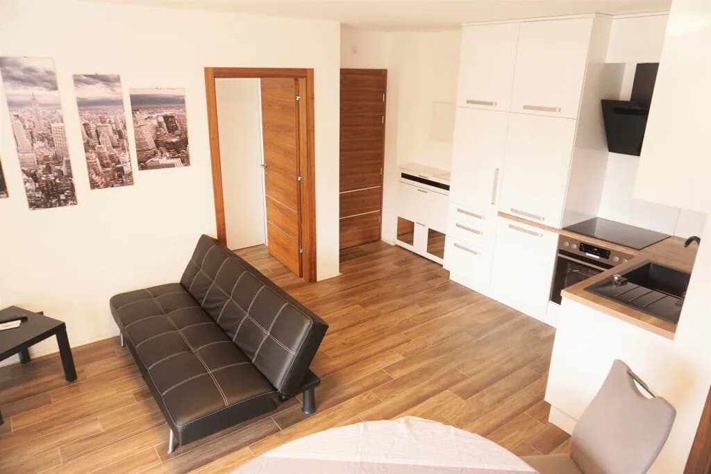 12-Zimmer-Gewerbeimmobilie kaufen in Imst – 226,57 m², € 990.000 – Bild 8 von 25