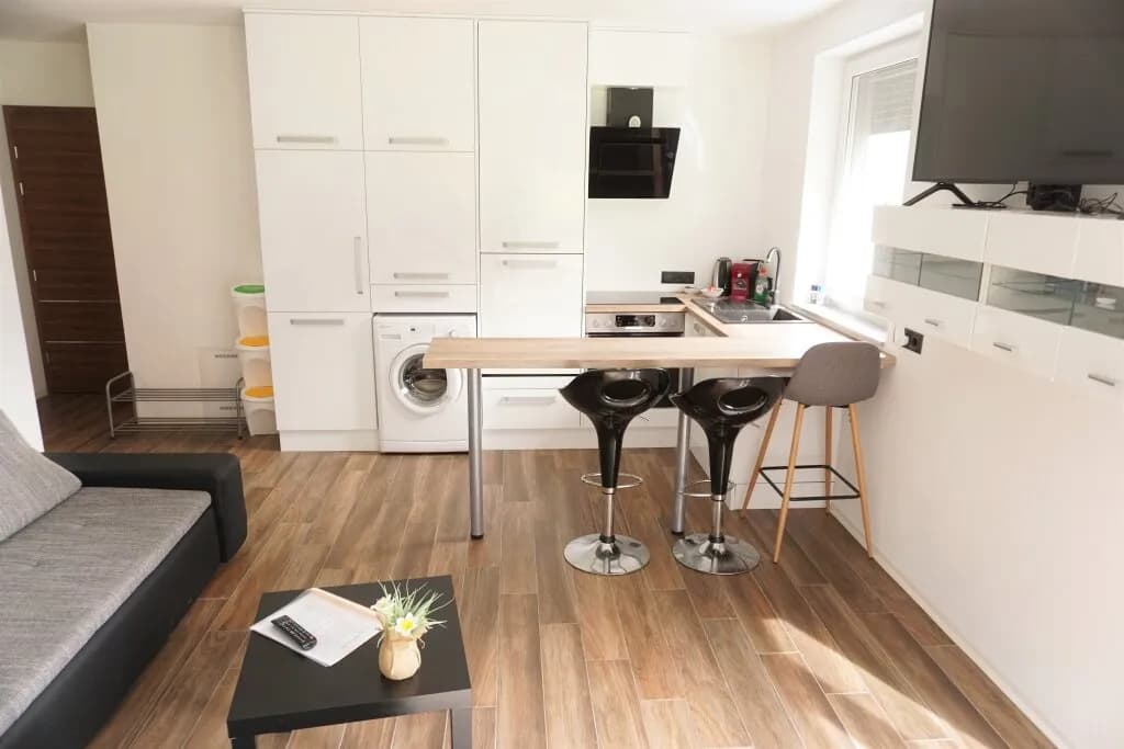 12-Zimmer-Gewerbeimmobilie kaufen in Imst – 226,57 m², € 990.000 – Bild 12 von 25