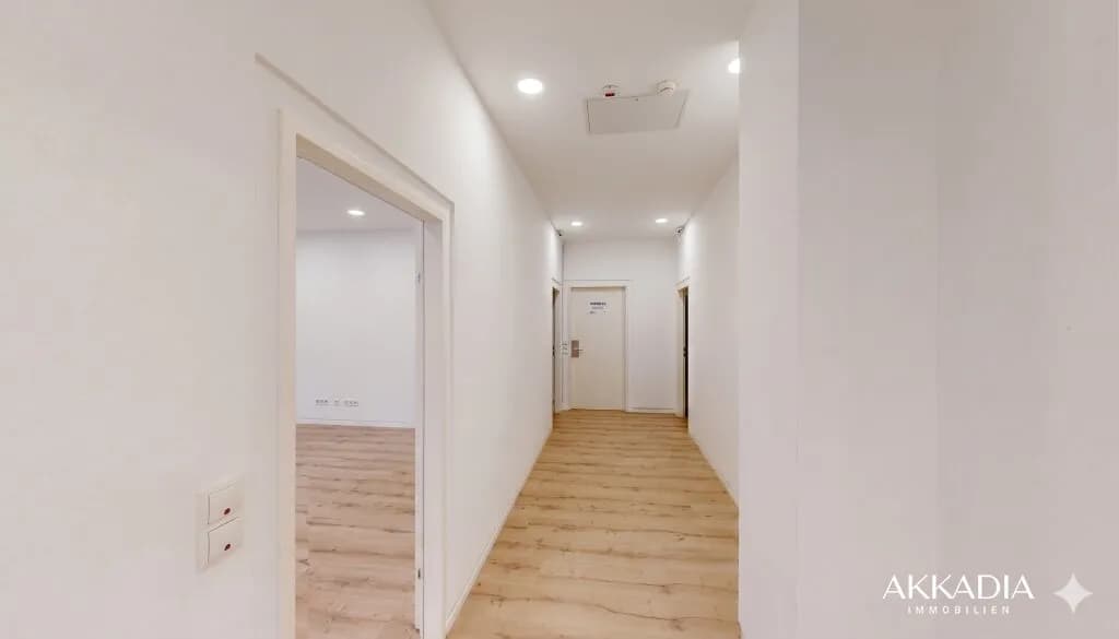 18-Zimmer-Gewerbeimmobilie mieten in Mödling – 1 051 m², € 16.606 – Bild 32 von 38