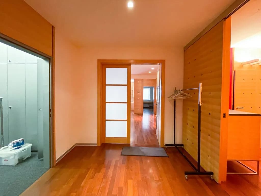 10-Zimmer-Gewerbeimmobilie mieten in Wien – 608 m², € 5.243 – Bild 9 von 39