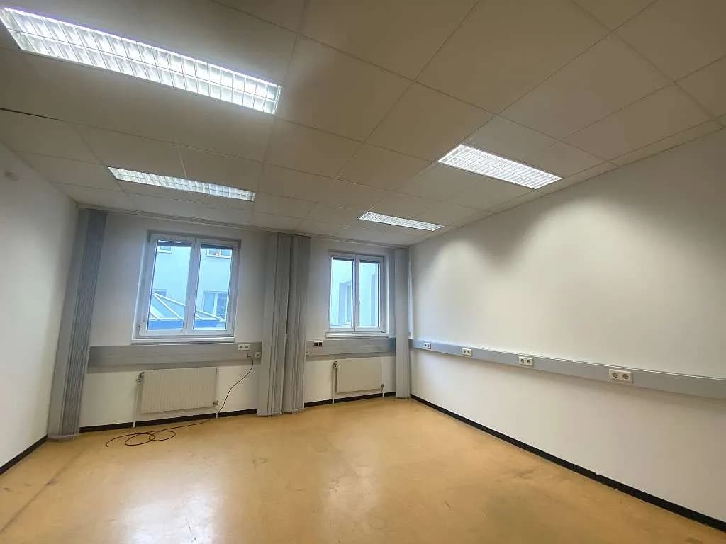 Gewerbeimmobilie mieten in Wien – 468 m², € 6.047 – Bild 7 von 12