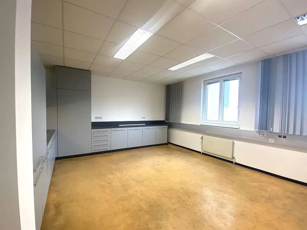 Gewerbeimmobilie mieten in Wien – 468 m², € 6.047 – Bild 8 von 12