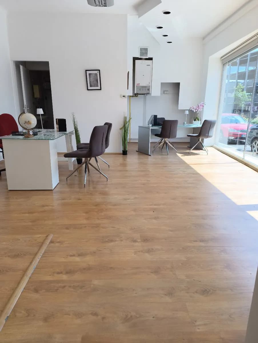 2-Zimmer-Gewerbeimmobilie mieten in Baden – 63 m², € 1.328 – Bild 5 von 7