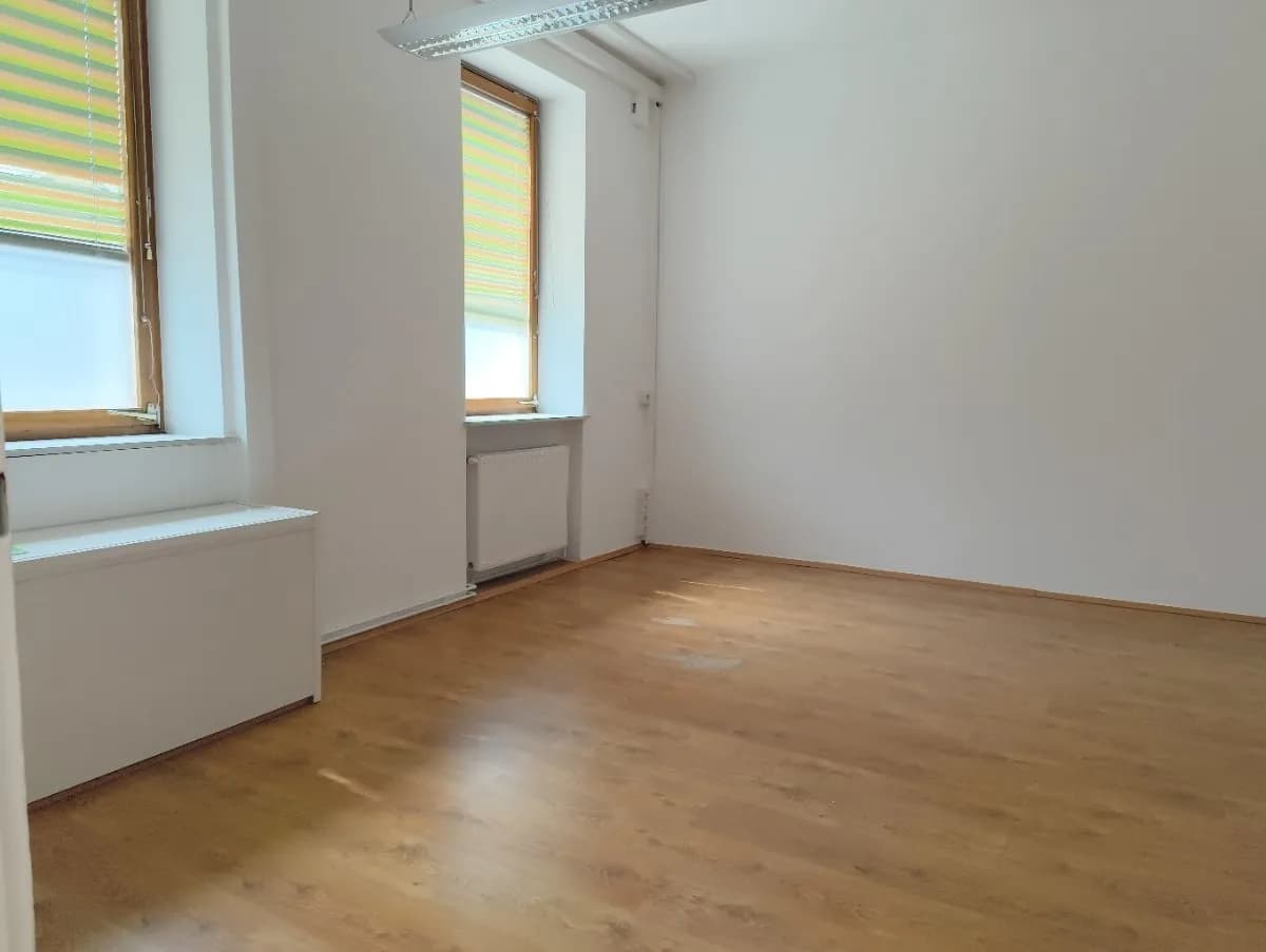 2-Zimmer-Gewerbeimmobilie mieten in Baden – 63 m², € 1.328 – Bild 6 von 7