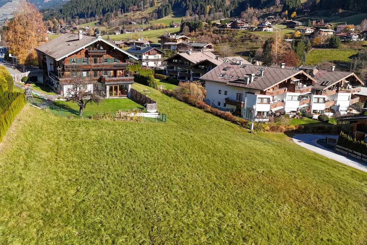 Grundstück kaufen in Kitzbühel – 1 600 m², € 1.950.000 – Bild 3 von 4