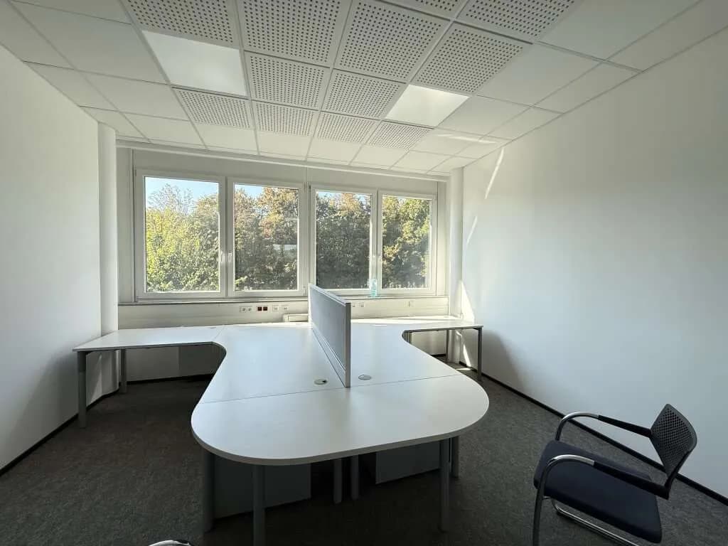 1-Zimmer-Gewerbeimmobilie mieten in Weiz – 21 m², € 332 – Bild 2 von 12
