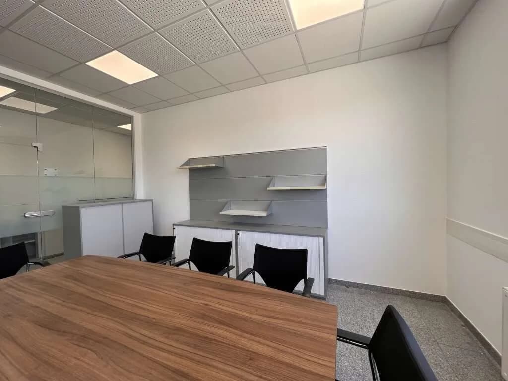 1-Zimmer-Gewerbeimmobilie mieten in Weiz – 21 m², € 332 – Bild 4 von 12
