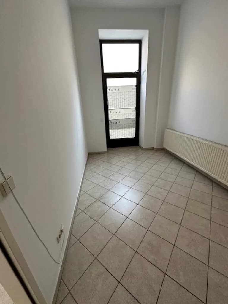 5-Zimmer-Gewerbeimmobilie mieten in Wien – 151 m², € 1.994 – Bild 13 von 18