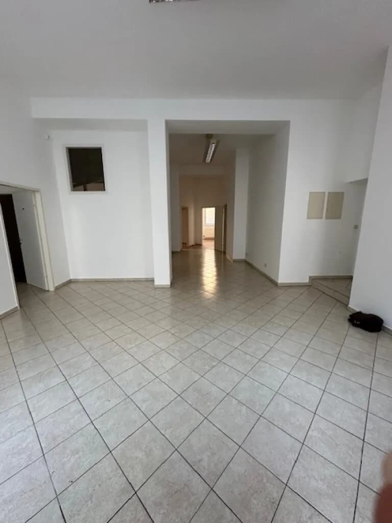 5-Zimmer-Gewerbeimmobilie mieten in Wien – 151 m², € 1.994 – Bild 15 von 18