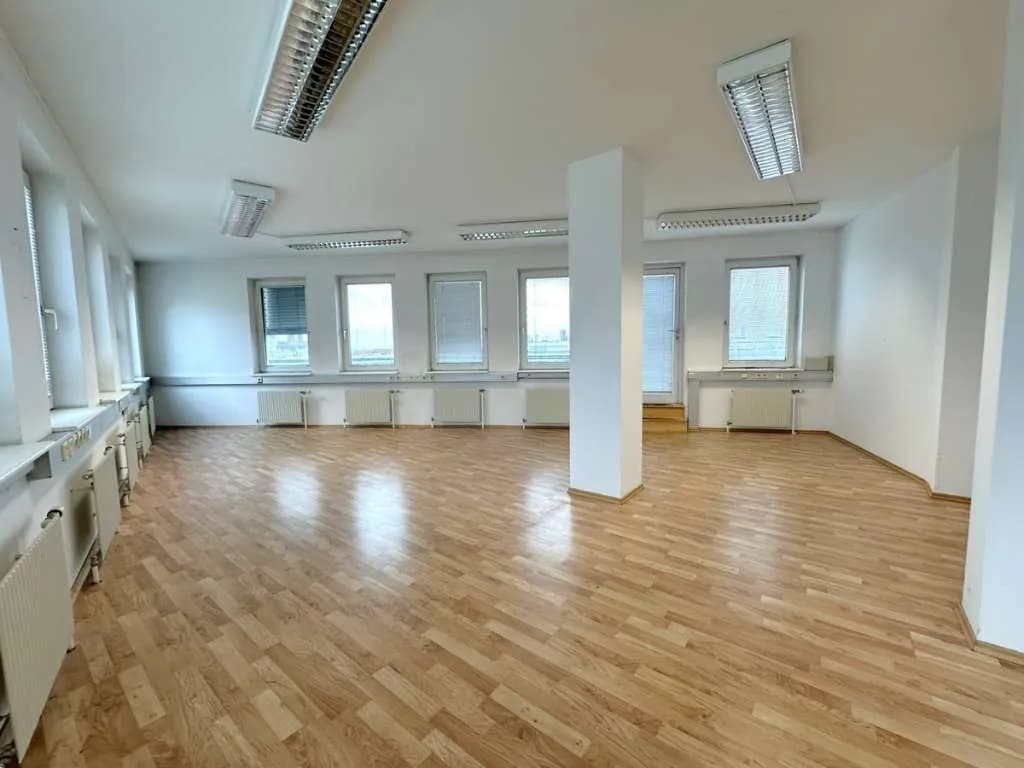 Gewerbeimmobilie mieten in Wien – 190 m², € 10 – Bild 3 von 14
