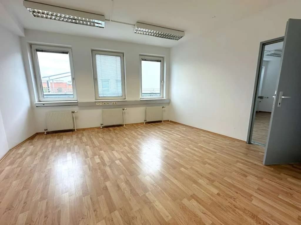 Gewerbeimmobilie mieten in Wien – 190 m², € 10 – Bild 4 von 14