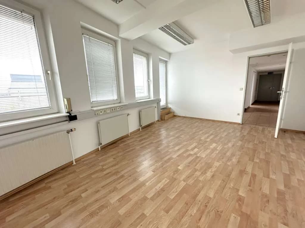 Gewerbeimmobilie mieten in Wien – 190 m², € 10 – Bild 5 von 14