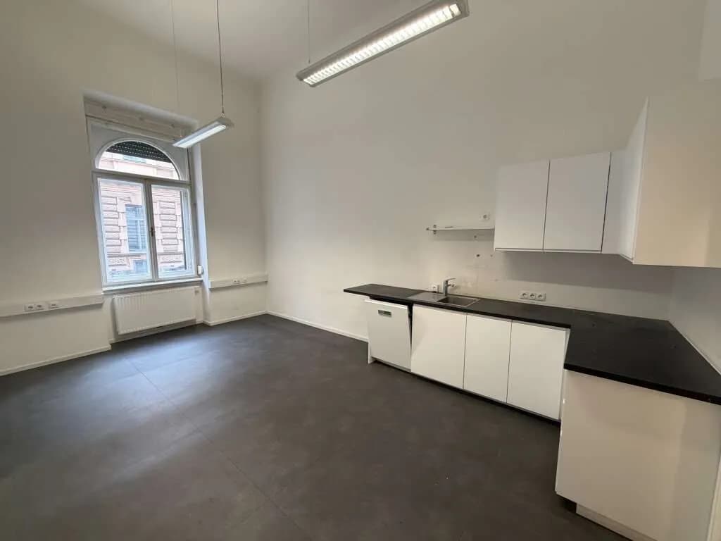3-Zimmer-Gewerbeimmobilie mieten in Graz – 129 m², € 1.990 – Bild 24 von 31