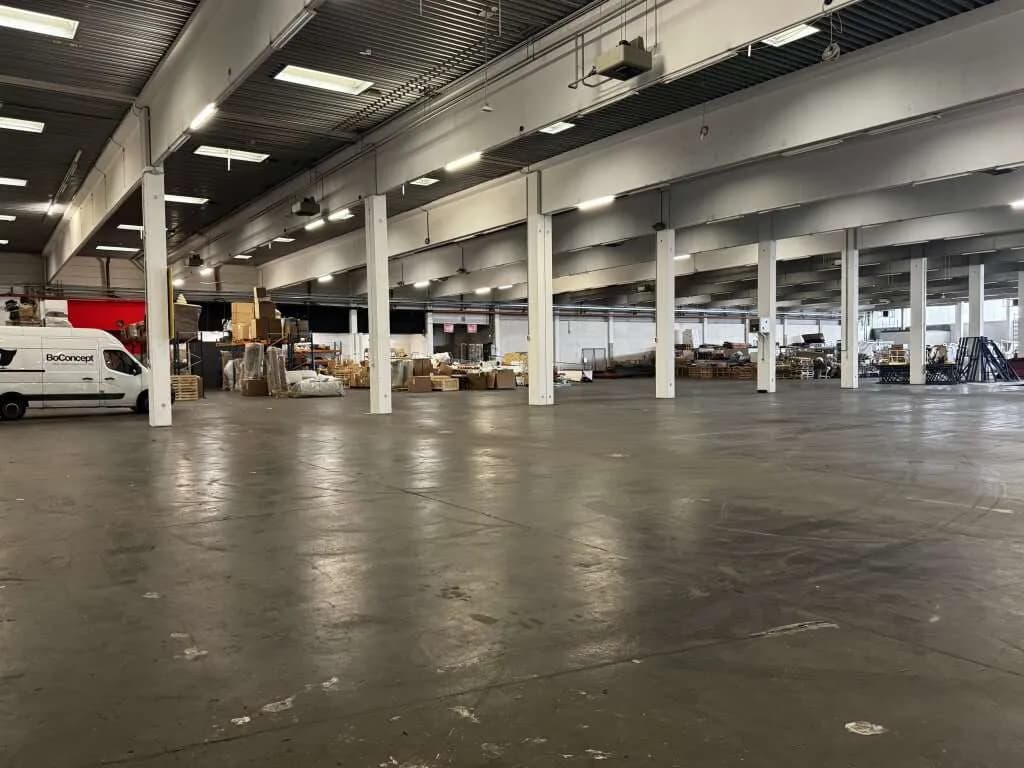 Gewerbeimmobilie mieten in Wien – 4 445 m², € 28.893 – Bild 6 von 15