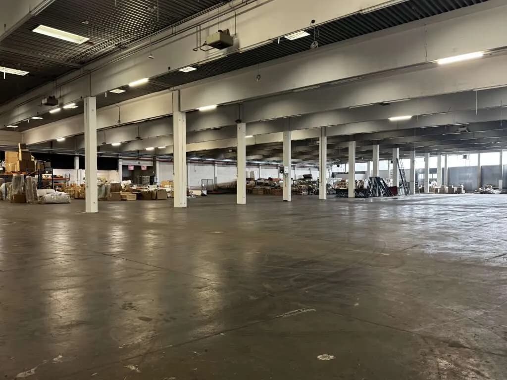 Gewerbeimmobilie mieten in Wien – 4 445 m², € 28.893 – Bild 7 von 15