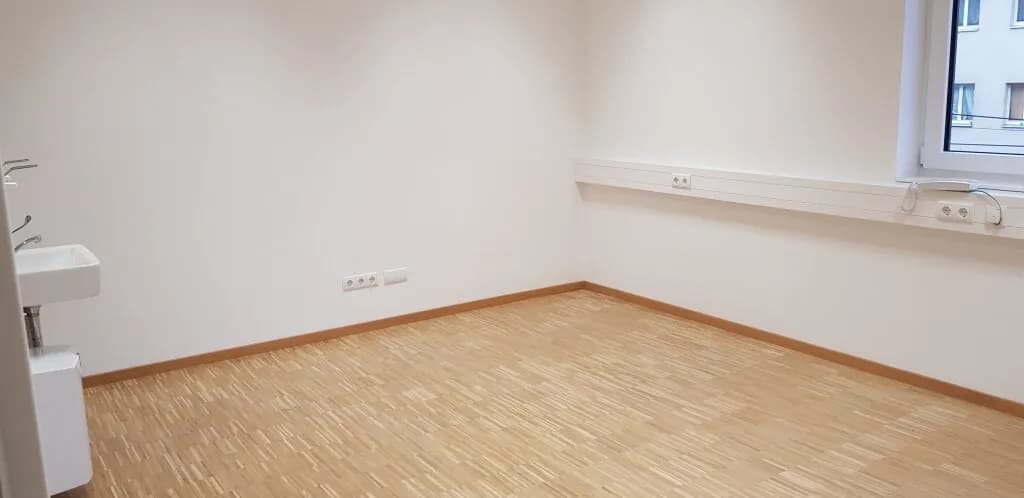 1-Zimmer-Gewerbeimmobilie mieten in Wien – 15 m², € 664 – Bild 2 von 18