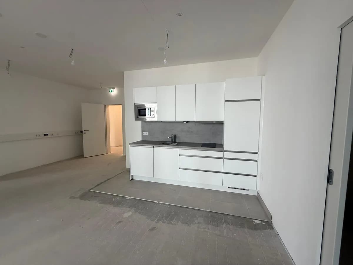 Gewerbeimmobilie mieten in Wien – 233 m², € 8 – Bild 3 von 14