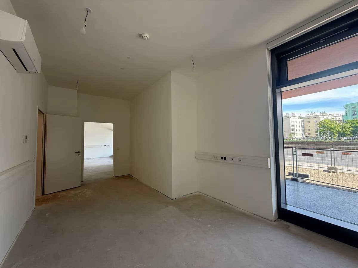Gewerbeimmobilie mieten in Wien – 233 m², € 8 – Bild 4 von 14