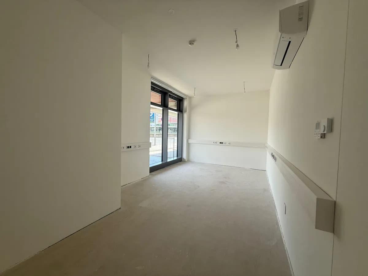 Gewerbeimmobilie mieten in Wien – 233 m², € 8 – Bild 6 von 14