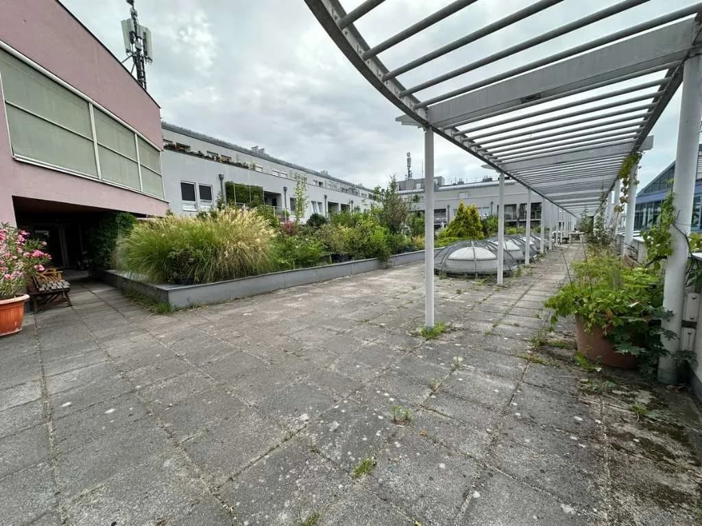 Gewerbeimmobilie mieten in Wien – 233 m², € 8 – Bild 12 von 14