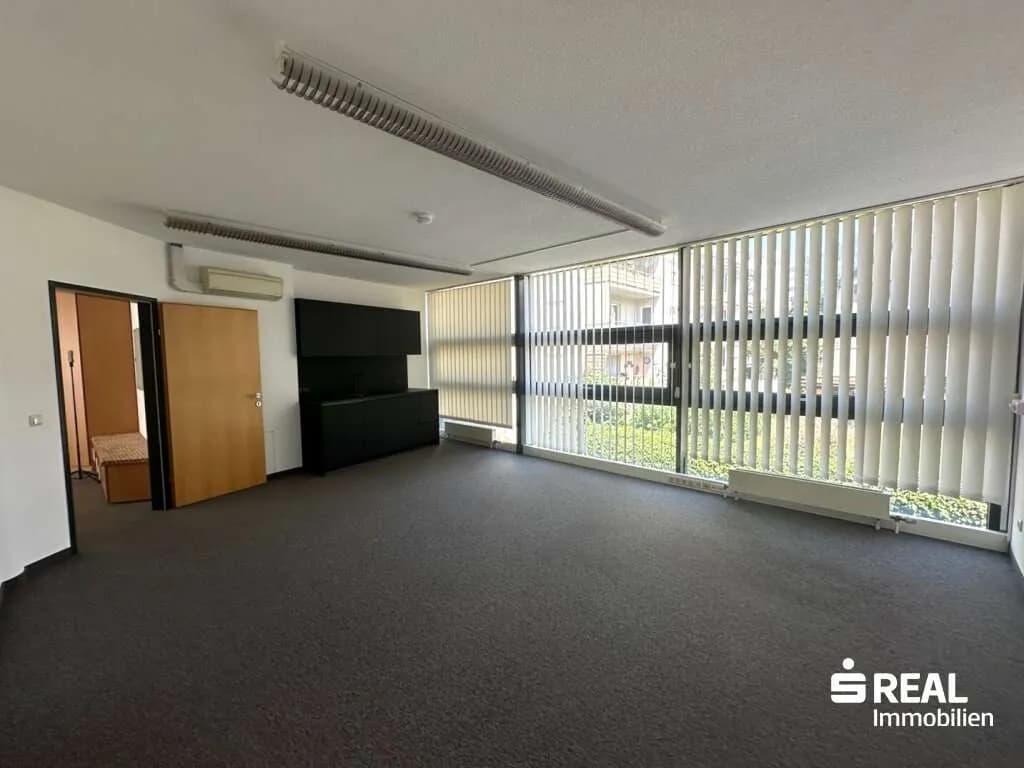 Gewerbeimmobilie mieten in Dornbirn – 82 m², € 1.180