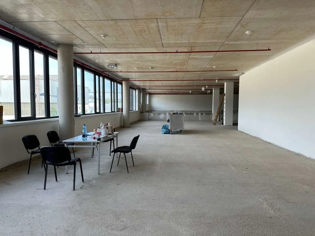 Gewerbeimmobilie mieten in Wien – 1 000 m², € 21.380 – Bild 8 von 11