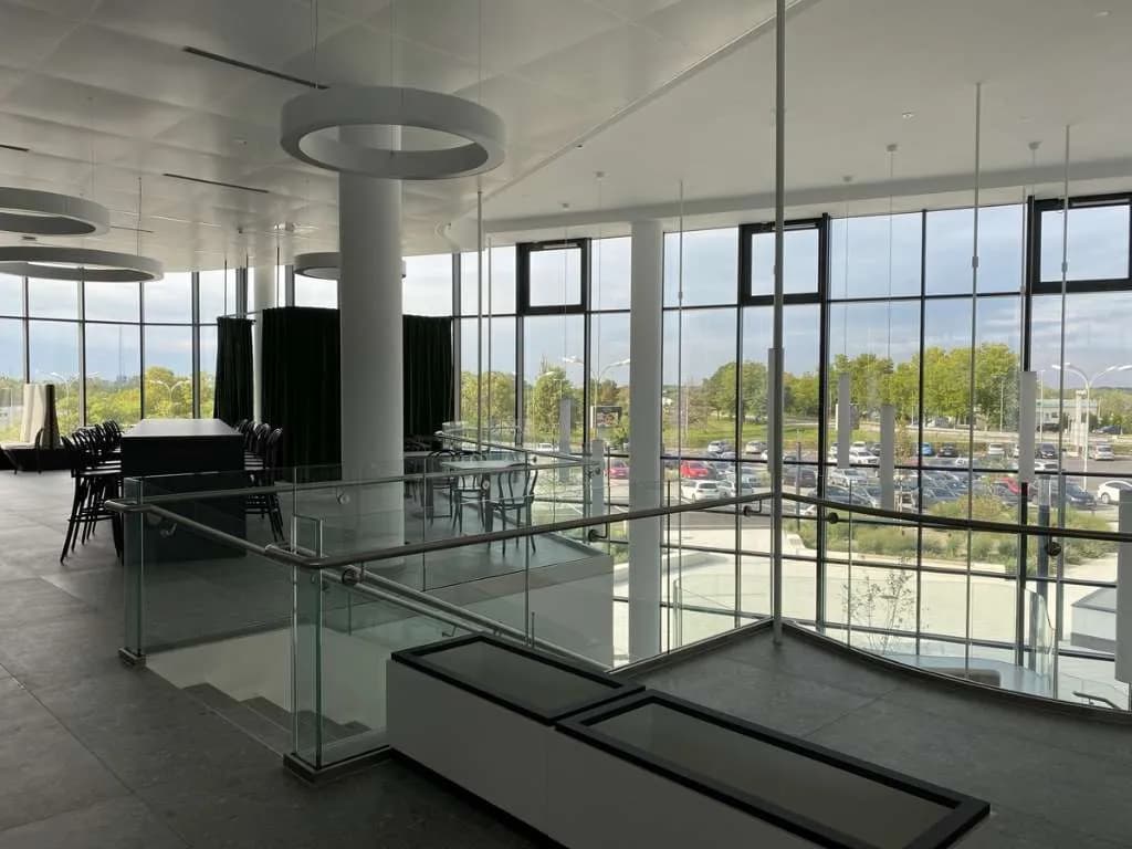Gewerbeimmobilie mieten in Bruck an der Leitha – 300 m², € 21 – Bild 11 von 22