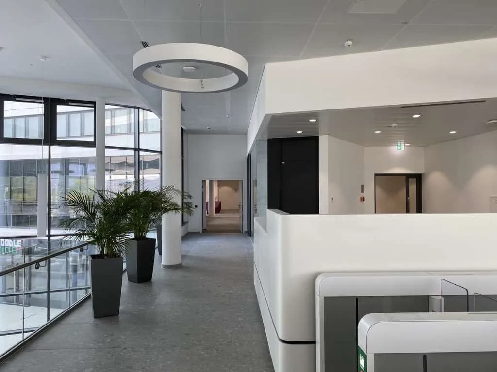 Gewerbeimmobilie mieten in Bruck an der Leitha – 300 m², € 21 – Bild 12 von 22