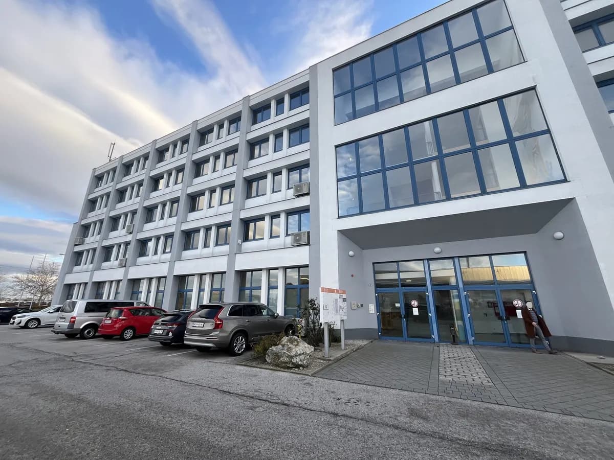 Gewerbeimmobilie mieten in Mödling – 146 m², € 10 – Bild 4 von 10