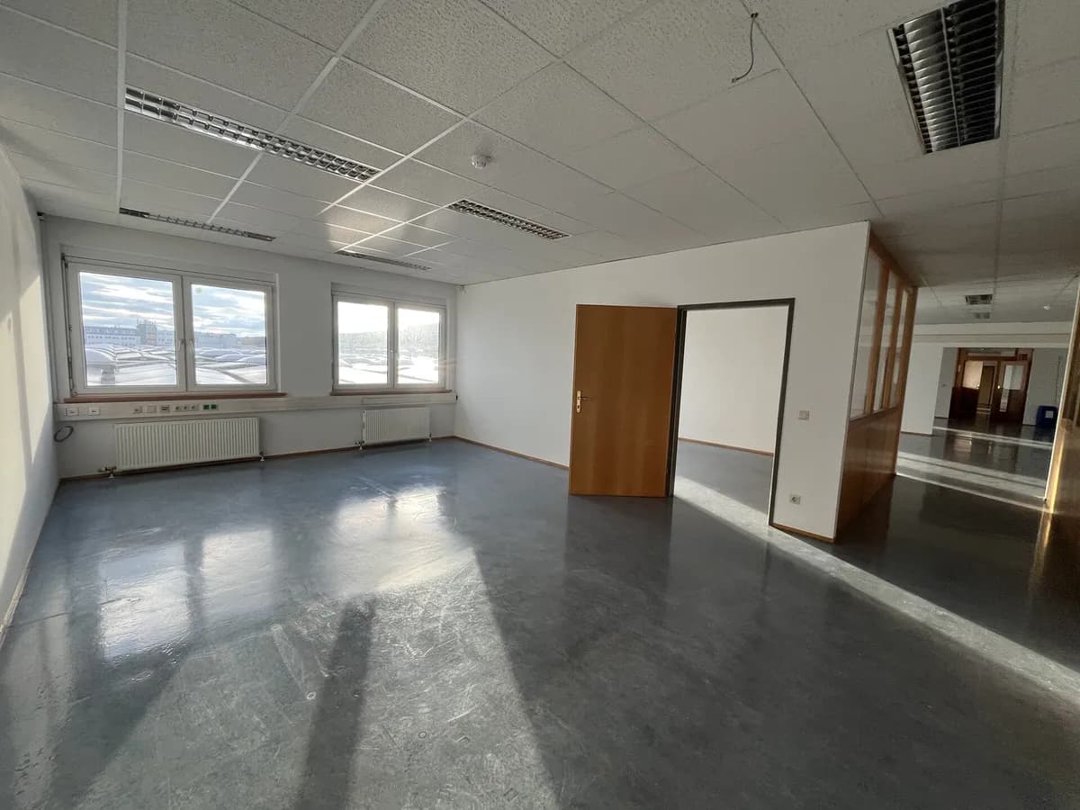 Gewerbeimmobilie mieten in Mödling – 146 m², € 10 – Bild 7 von 10