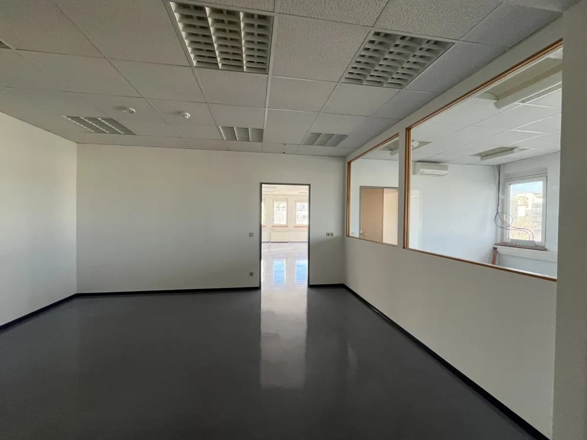 Gewerbeimmobilie mieten in Mödling – 146 m², € 8 – Bild 12 von 16