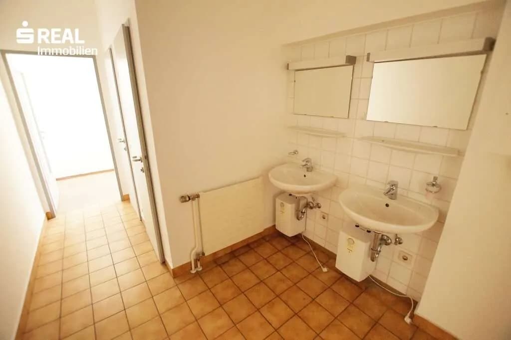 6-Zimmer-Gewerbeimmobilie mieten in Oberpullendorf – 190 m², € 1.500 – Bild 5 von 18