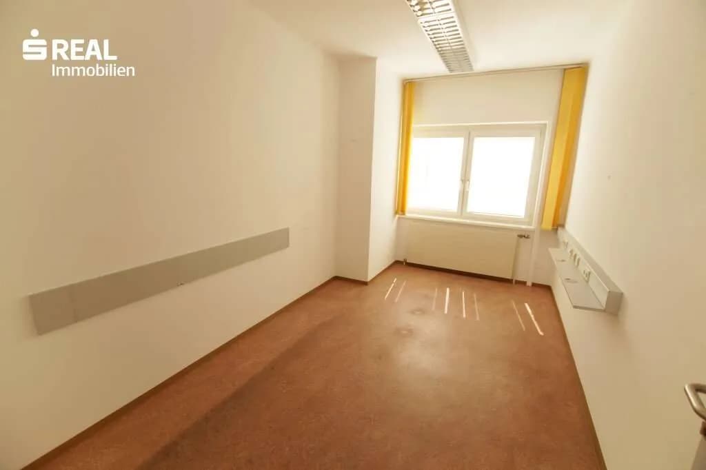 6-Zimmer-Gewerbeimmobilie mieten in Oberpullendorf – 190 m², € 1.500 – Bild 7 von 18