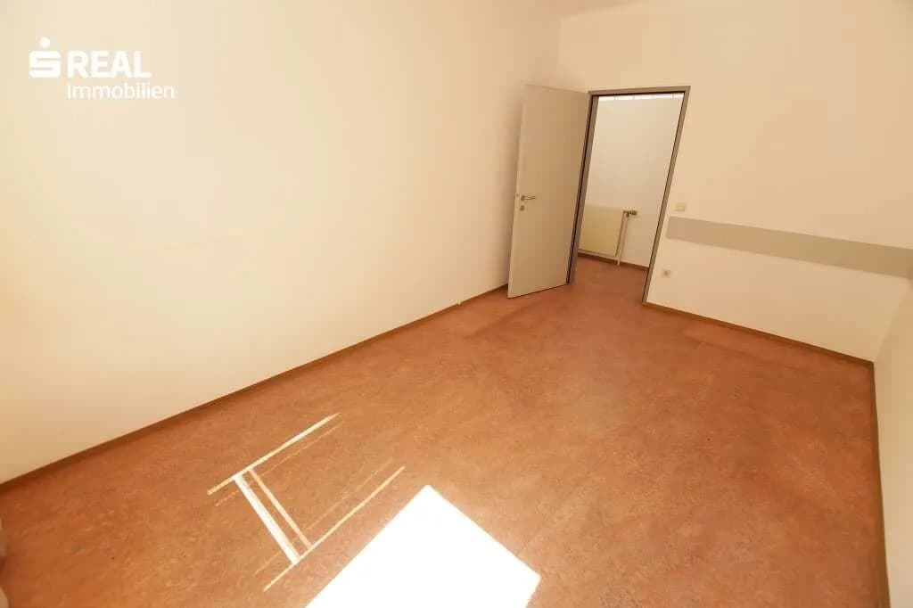 6-Zimmer-Gewerbeimmobilie mieten in Oberpullendorf – 190 m², € 1.500 – Bild 8 von 18