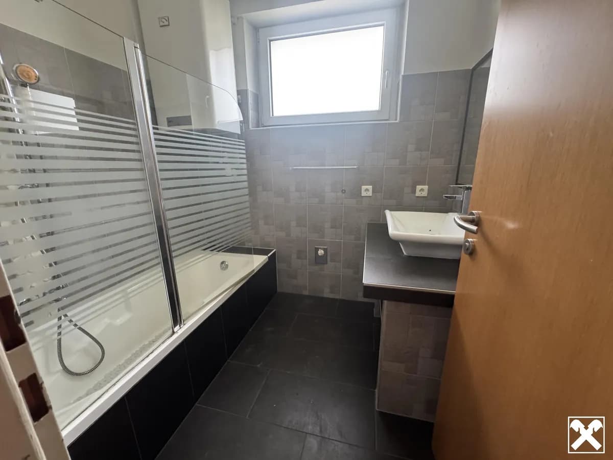 3-Zimmer-Immobilie kaufen in Neunkirchen – 82 m², € 135.900 – Bild 9 von 14