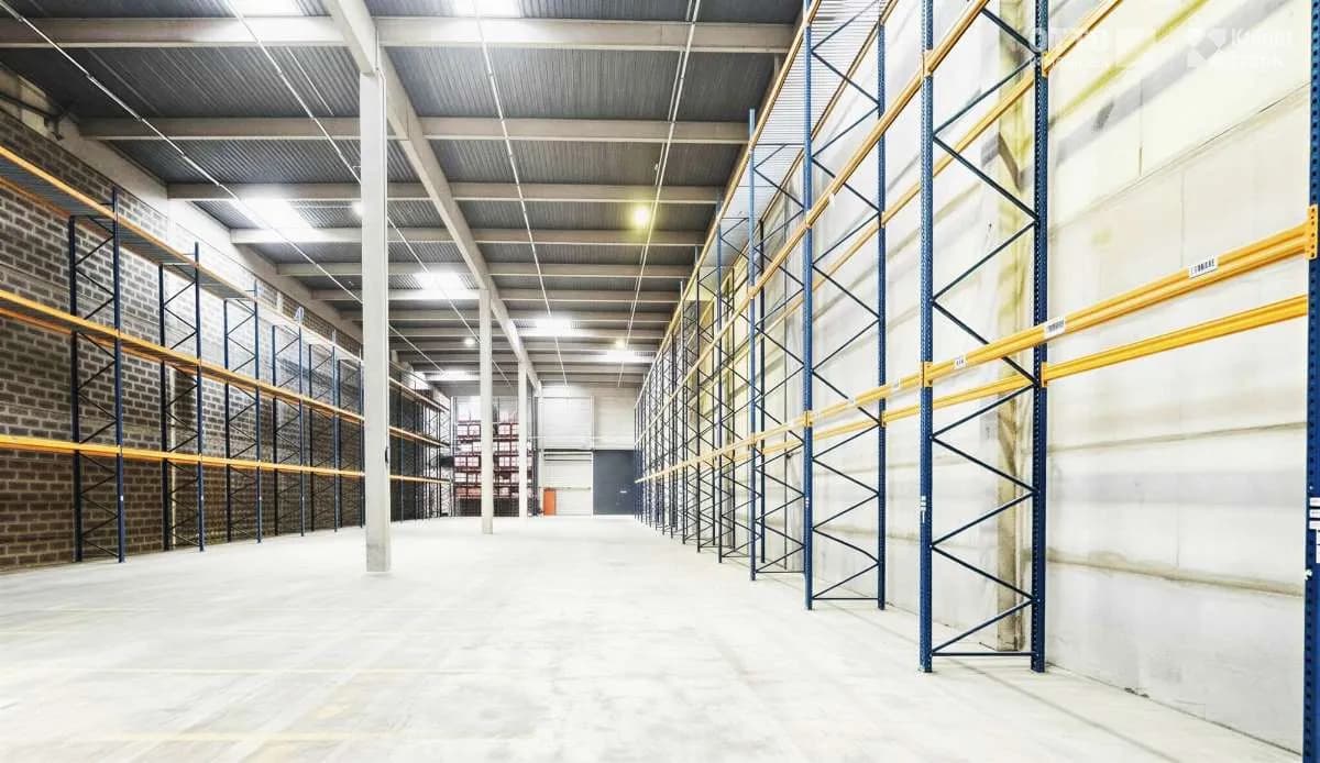 Gewerbeimmobilie mieten in Wien – 16 499 m² – Bild 1 von 13