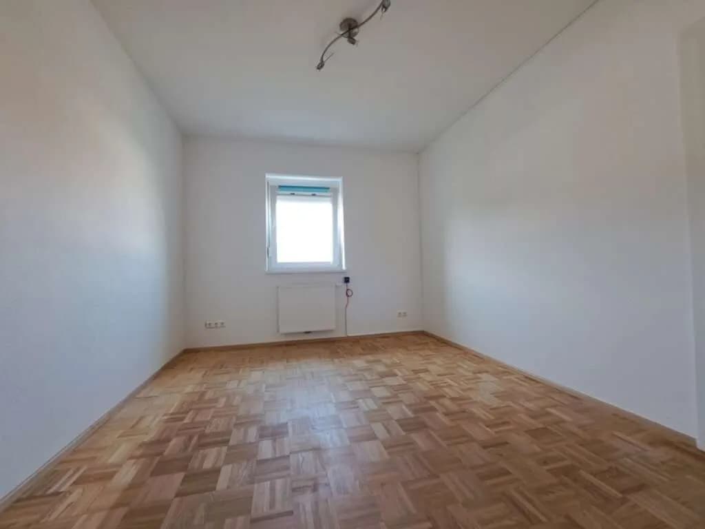 4-Zimmer-Wohnung kaufen in Voitsberg – 92,6 m², € 239.000 – Bild 2 von 21