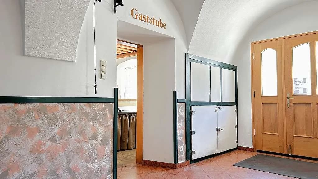 Gewerbeimmobilie mieten in Vöcklabruck – 204 m², € 2.790 – Bild 5 von 19