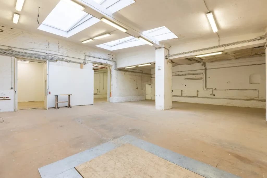 Gewerbeimmobilie kaufen in Wien – 475 m², € 2.250.000 – Bild 3 von 48