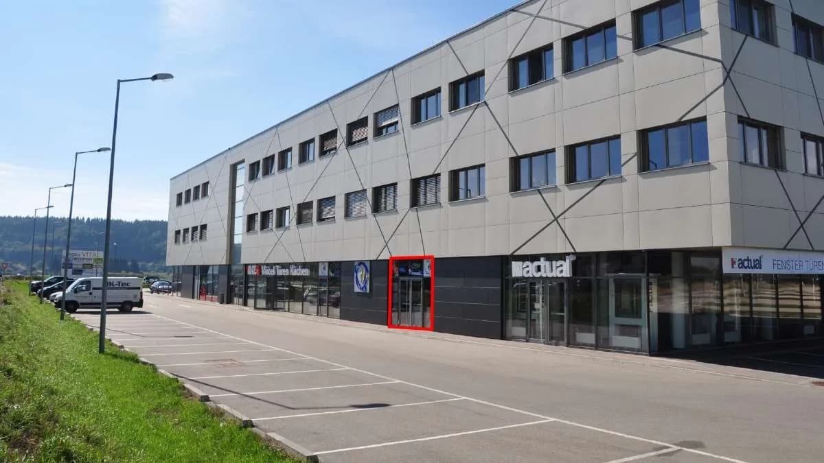 1-Zimmer-Gewerbeimmobilie mieten in Vöcklabruck – 133 m², € 2.181 – Bild 3 von 5