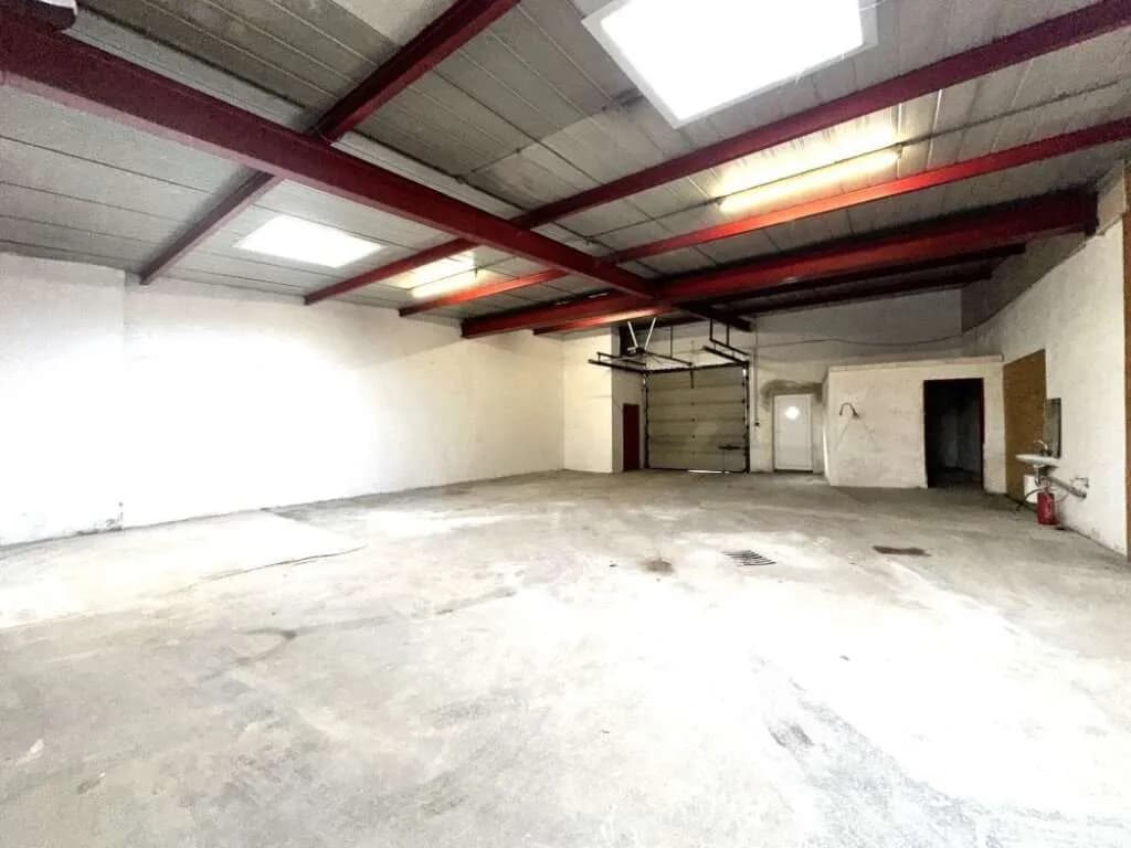 4-Zimmer-Gewerbeimmobilie mieten in Graz – 245 m², € 1.500 – Bild 5 von 16