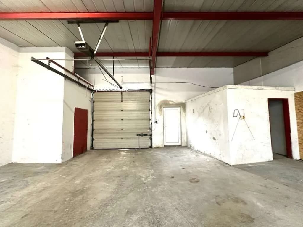 4-Zimmer-Gewerbeimmobilie mieten in Graz – 245 m², € 1.500 – Bild 6 von 16