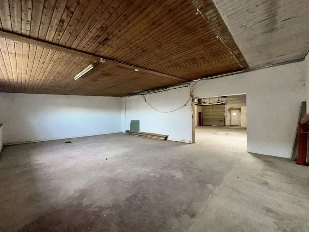 4-Zimmer-Gewerbeimmobilie mieten in Graz – 245 m², € 1.500 – Bild 8 von 16