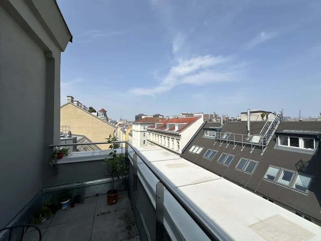 5-Zimmer-Wohnung mieten in Wien – 158 m², € 3.148 – Bild 2 von 14